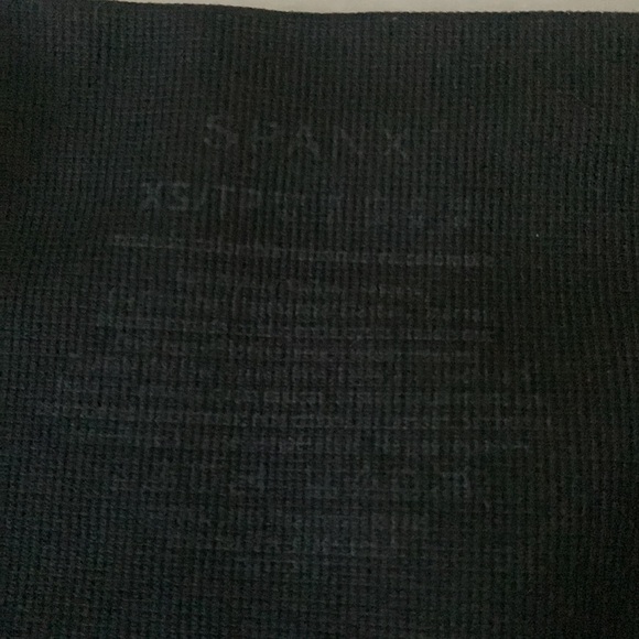 $98 Spanx Faux Leather Camo Leggings XS Black on gray - Picture 6 of 12